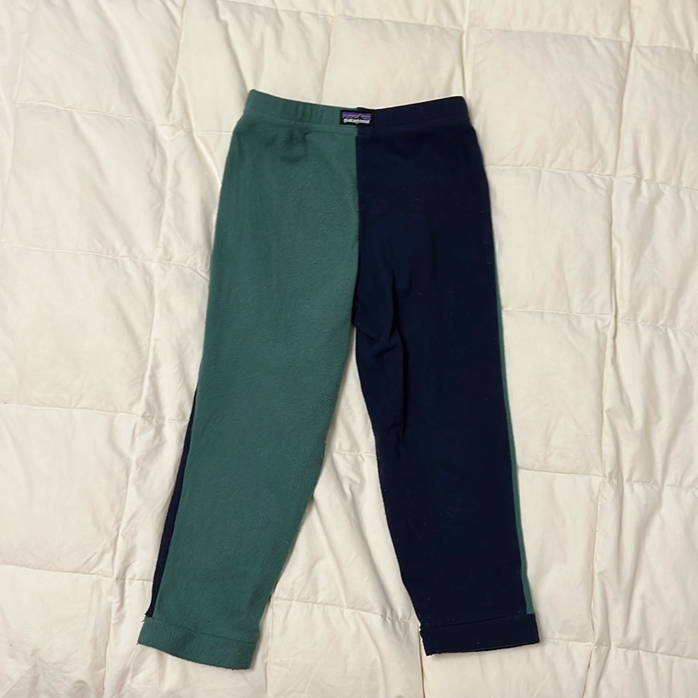 Two tone Patagonia fleece pants 3T